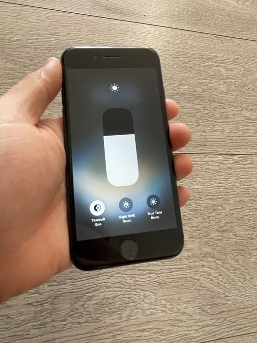 Айфон Se2020 64gb