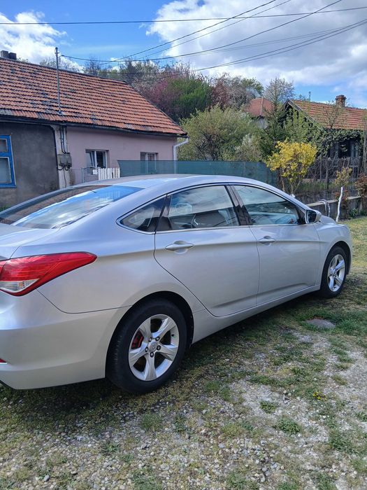 HYUNDAI i40 2013 — imagine 3