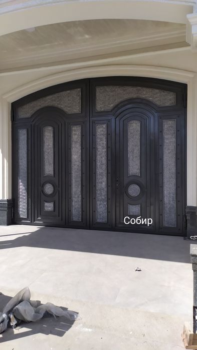 Покраска ворот. Дарвоза краскалаш. Darvoza bo'yash.