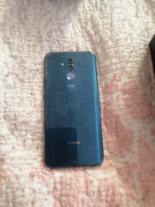 Смартфон хуавей мате20