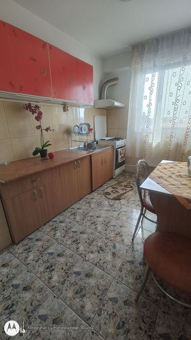 Apartament 2 camere decomandate Macul Rosu