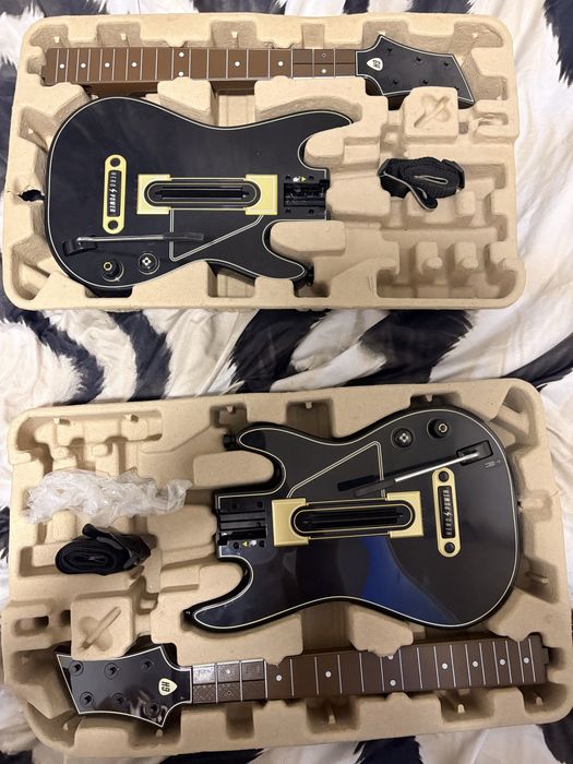 Guitar Hero Live – Supreme Party Edition (PS4)