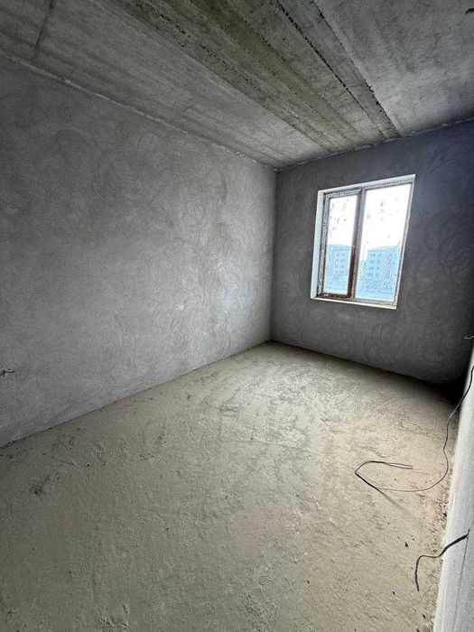 Арзон нархда 3 хонали коробка квартира сотилади Шарк кольцо