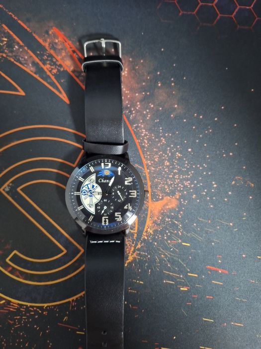 Vand ceas nou de barbati