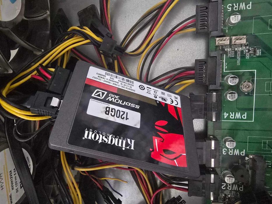GPU Mining / Server машина – 6× GPU слота, 1650W, SSD, 2×LAN