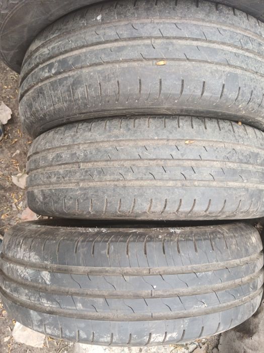 Продам шины 3шт на 15