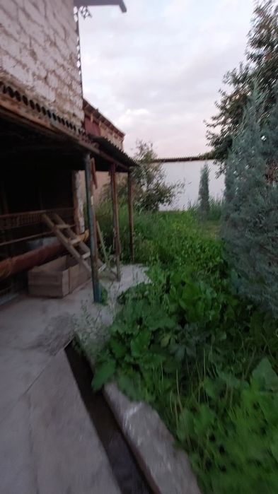 yer sotiladi 3 sotuk 35min dolir kelishamiz