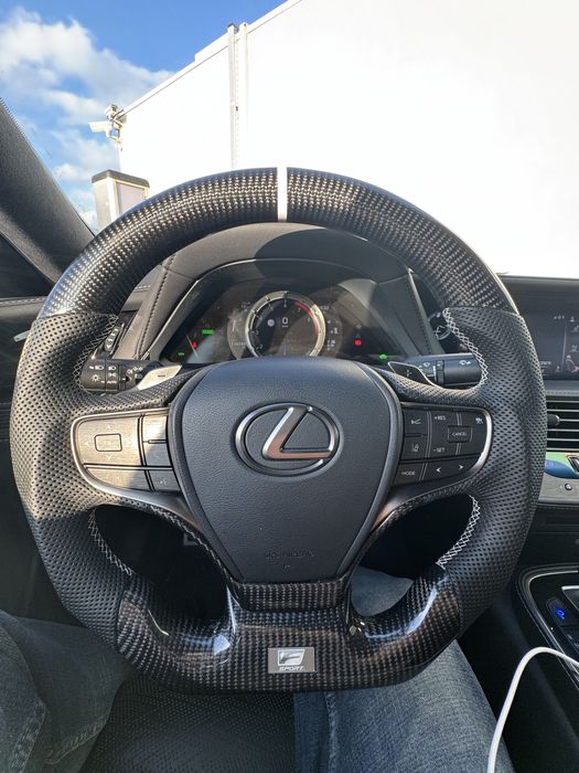 Volan Lexus Carbon real F-Sport ,piele,nou cu incalzire Ls , Es ,Ux
