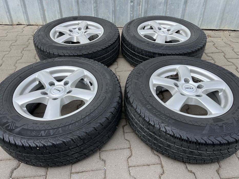 Jante aliaj 5x139.7mm, anvelope 215/75 R16, Kia Sorento 1
