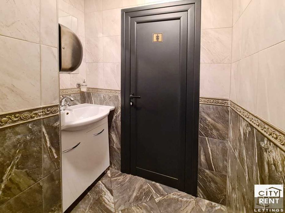 110704 Магазин/търговско помещение в топ центъра на гр. Велико Търново