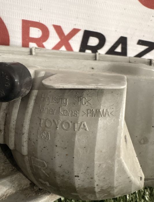 Катафот задний Lexus Rx 2 (2003/2008)