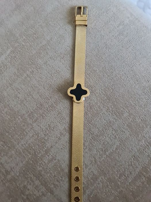 Продам срочно браслет