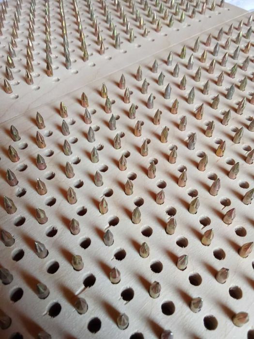 Садху  с пирони , устойчиви на корозия, за начинаещи и напреднали.