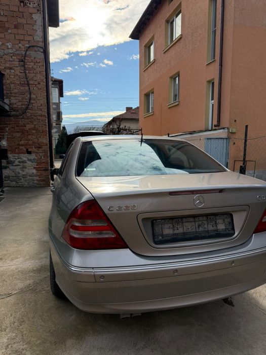 На Части Мерцедес W203 C220 CDI 150 коня