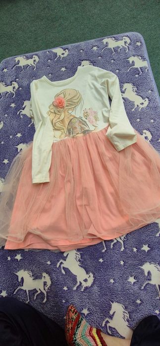 Елегантра рокля с тюл