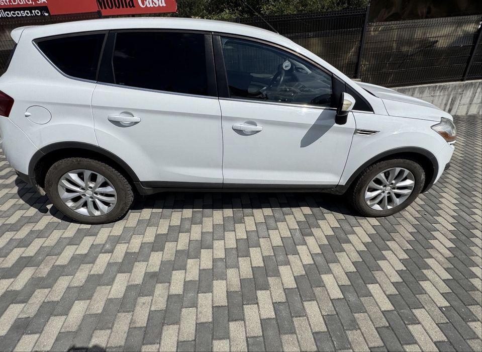 FORD Kuga 2011 — imagine 4