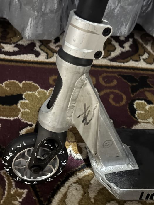 самакат limit легкий