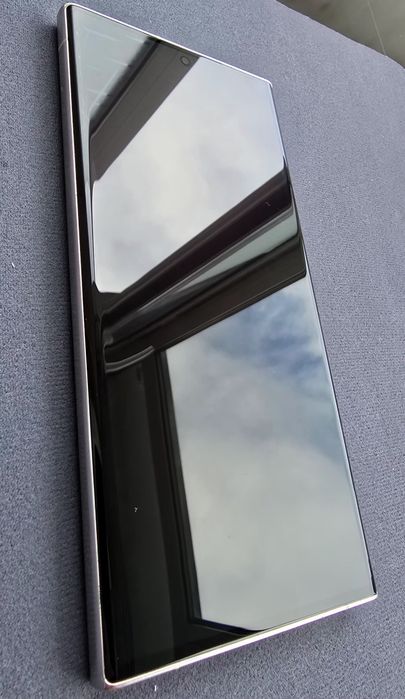 Samsung Galaxy s23 Ultra 5G  256GB.