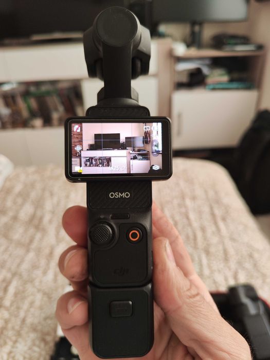DJI Osmo Pocket 3 с много аксесоари и оставаща гаранция
