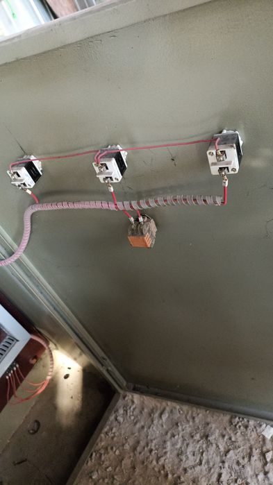 Продам щит 3 фазка