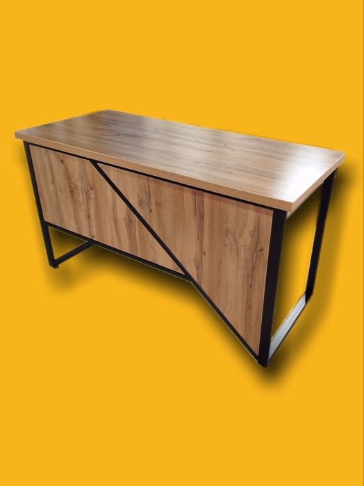 Стол письменный . Письменный стол в стиле лофт