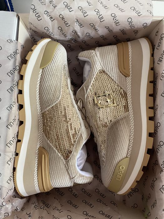 Сникърски Liu Jo AMAZING 23 с пайети