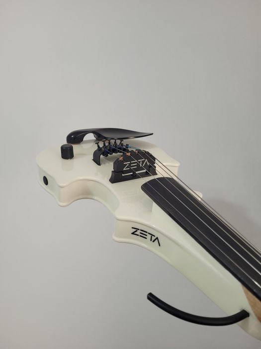 Vioara Zeta 5 corzi placa originala