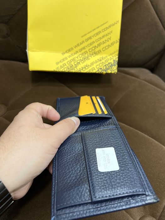 Мужское портмоне натуральная кожаная