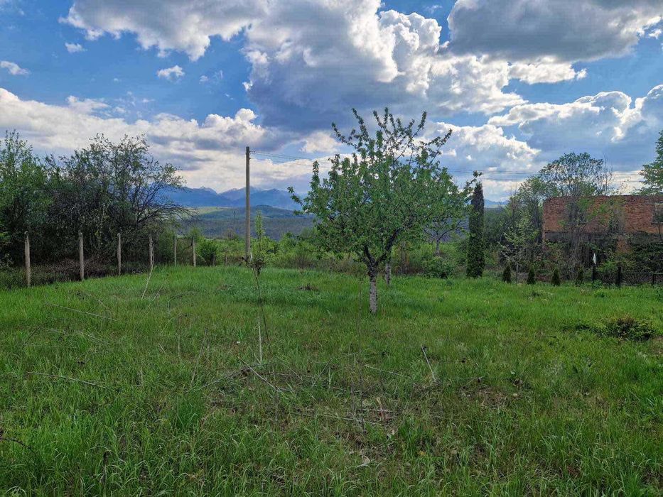 Парцел с прекрасна гледка към планитата