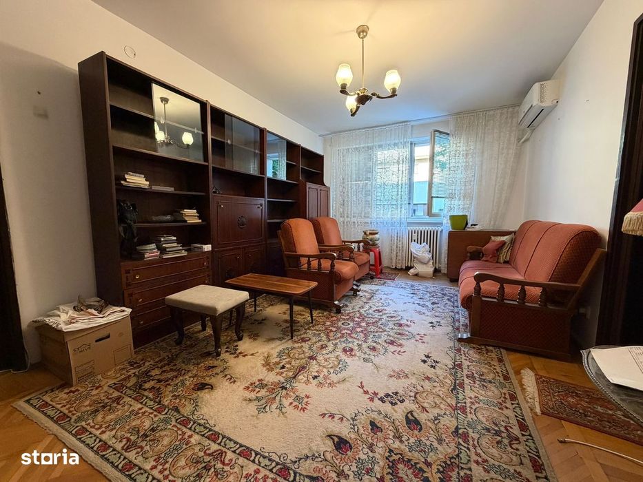 Apartament 3 camere | Decomandat | Bulevardul Basarabia