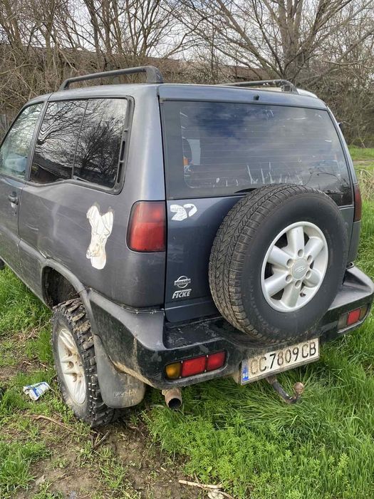 Продавам nissan terrano  2.4 бензин с газ