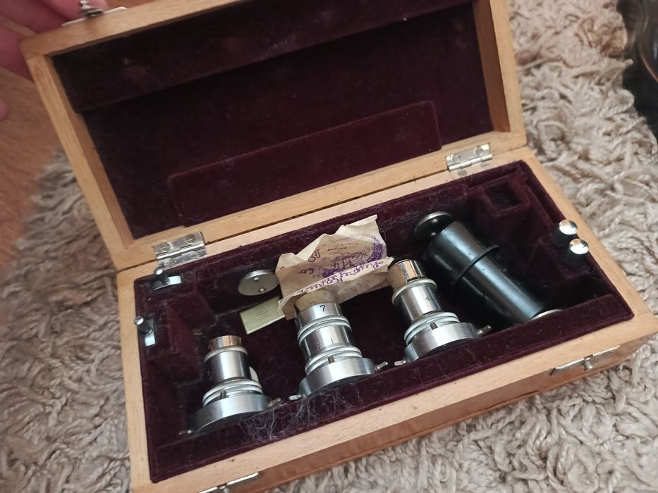 Микроскоп на продажу