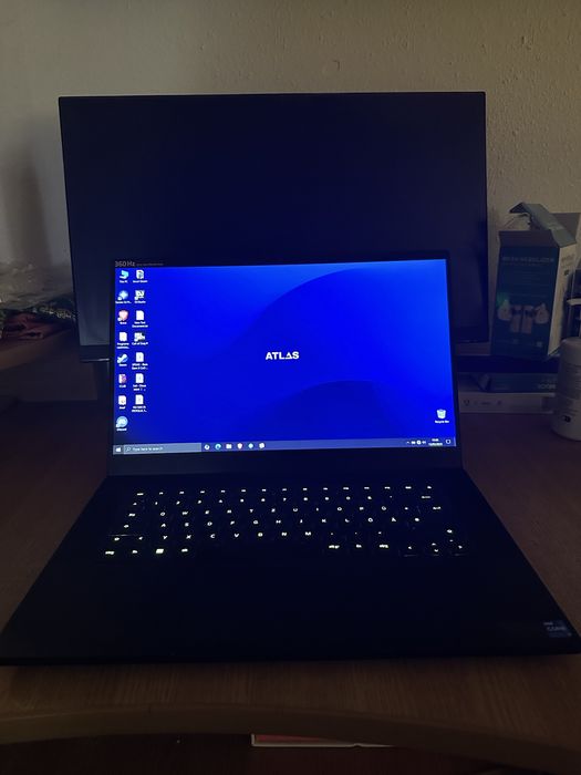Vand laptop gaming razer blade 15 3070 ti i7 12800h