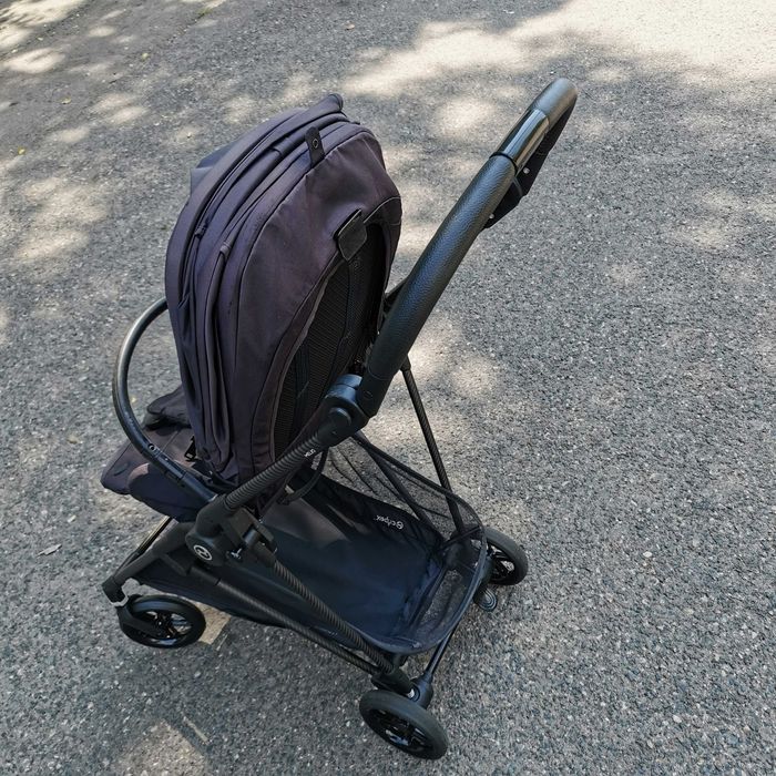 Carucior Cybex Melio cu cadru Carbon