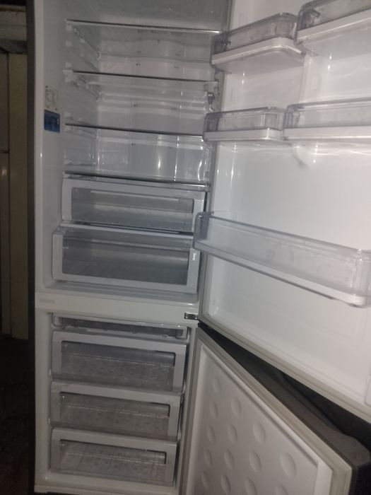 Продам холодильник