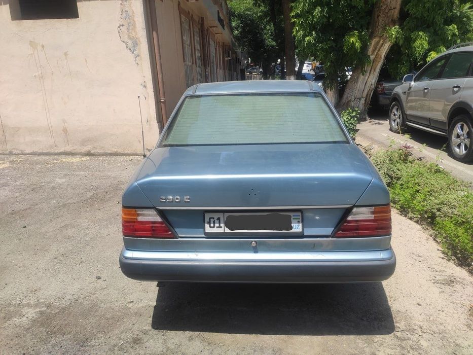 Мерседес wl124, 230