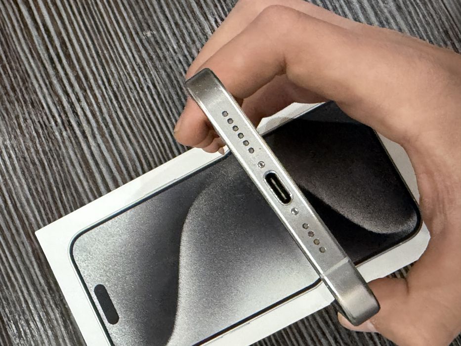 продам iphone 15 про макс