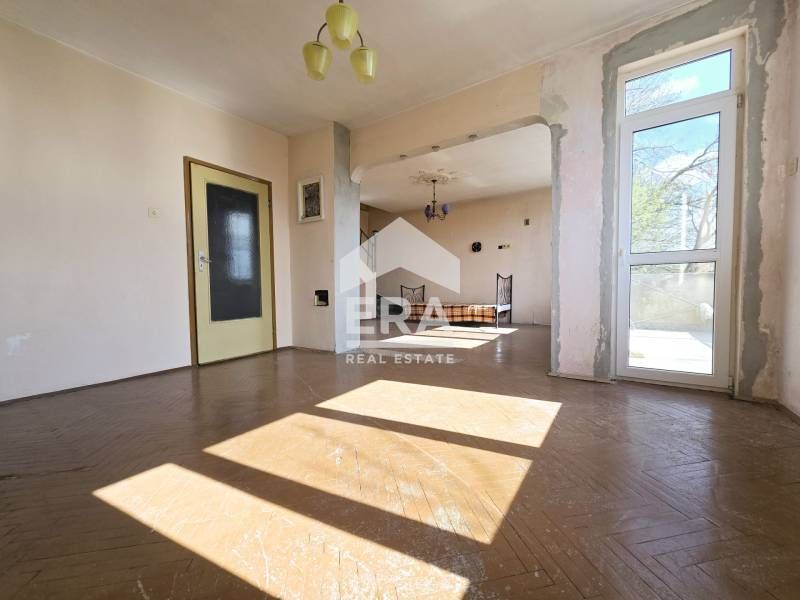 Продава се Многостаен апартамент в Велико Търново, Акация - 146 кв.м за 925 €/кв.м - Снимка #3