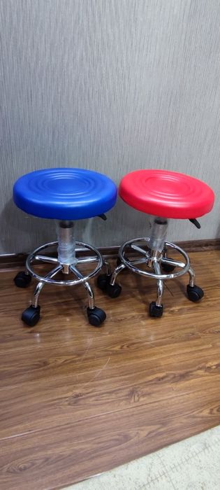 Стул для салона и медики. От 300 до 550 тысяч