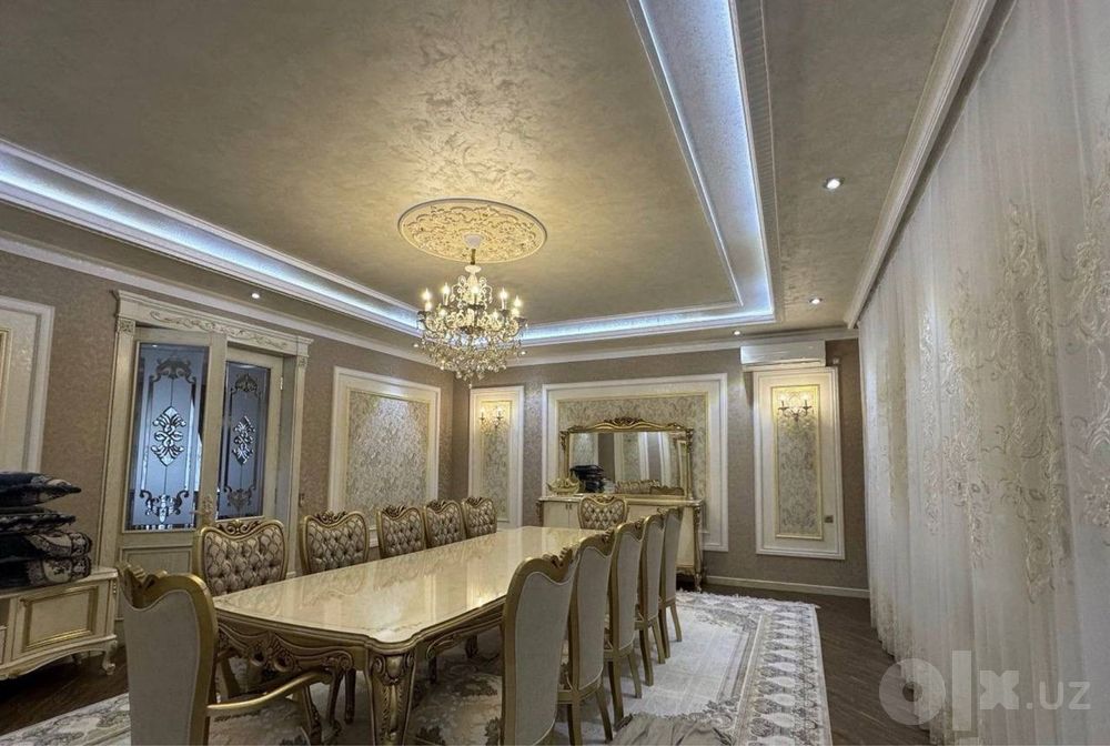 Продается дом,ул Мукимий,кафе бек,1000м2