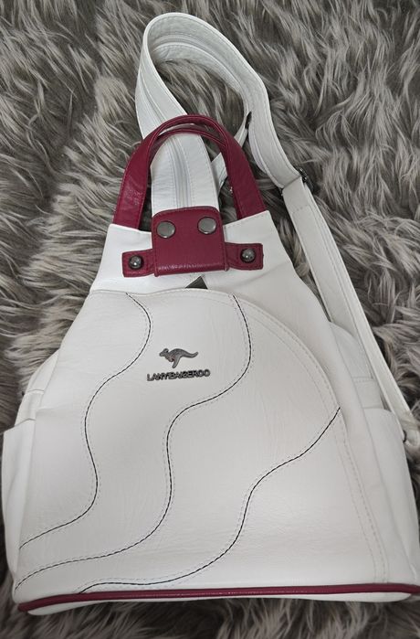 Раница от еко кожа