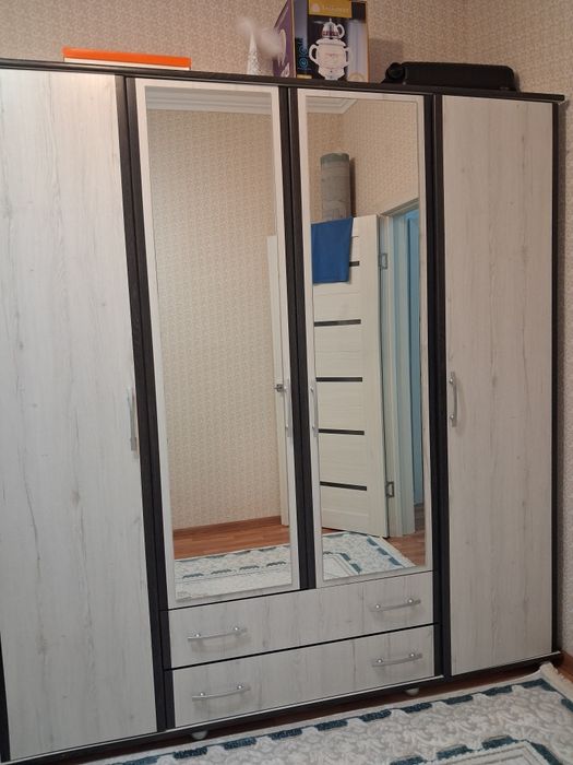 Шифоньер большой