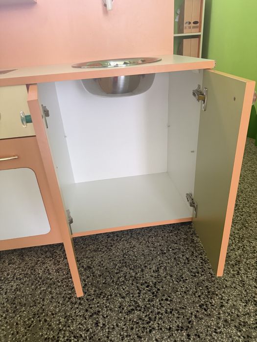 Детска дървена кухня