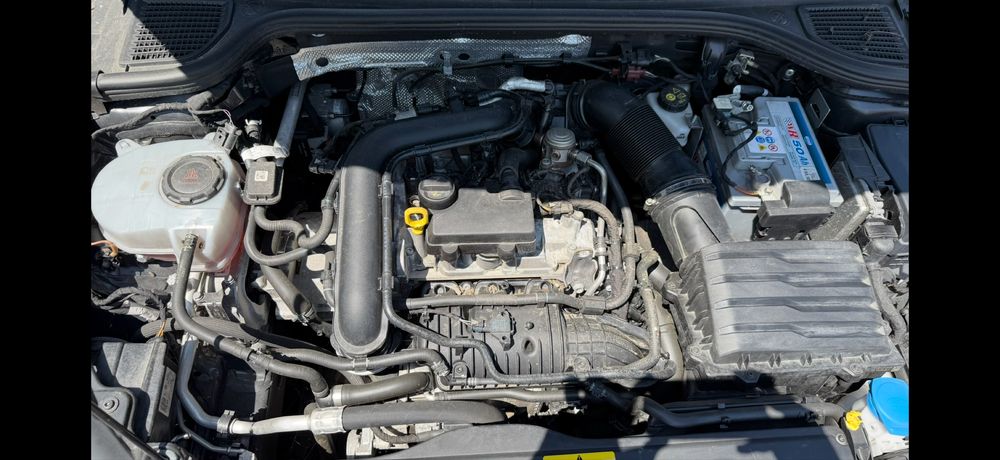 Двигател 1.0 eTSi 110 к.с. Vw Golf 8 Код : DLA /  Голф 8 36 хил. Км.