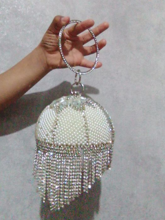 Продаю сумку жемчуг
