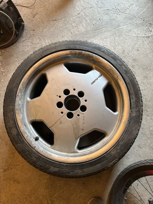 Запаска на Мерседес