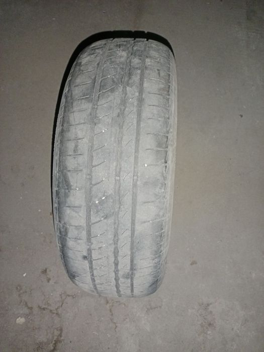 Продам летние шины б/у.