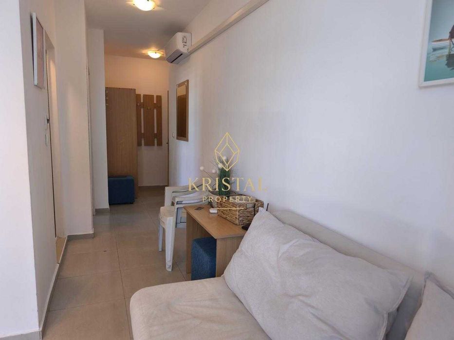 Продава се Двустаен апартамент в к.к. Слънчев бряг - 47 кв.м за 1373 €/кв.м - Снимка #6