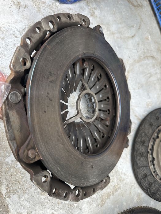 Volanta/ kit ambreiaj bmw n47/F10,F11,E90,E91,E92,E93,E87