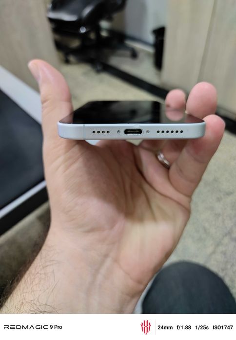 Продаётся iphone 16 plus